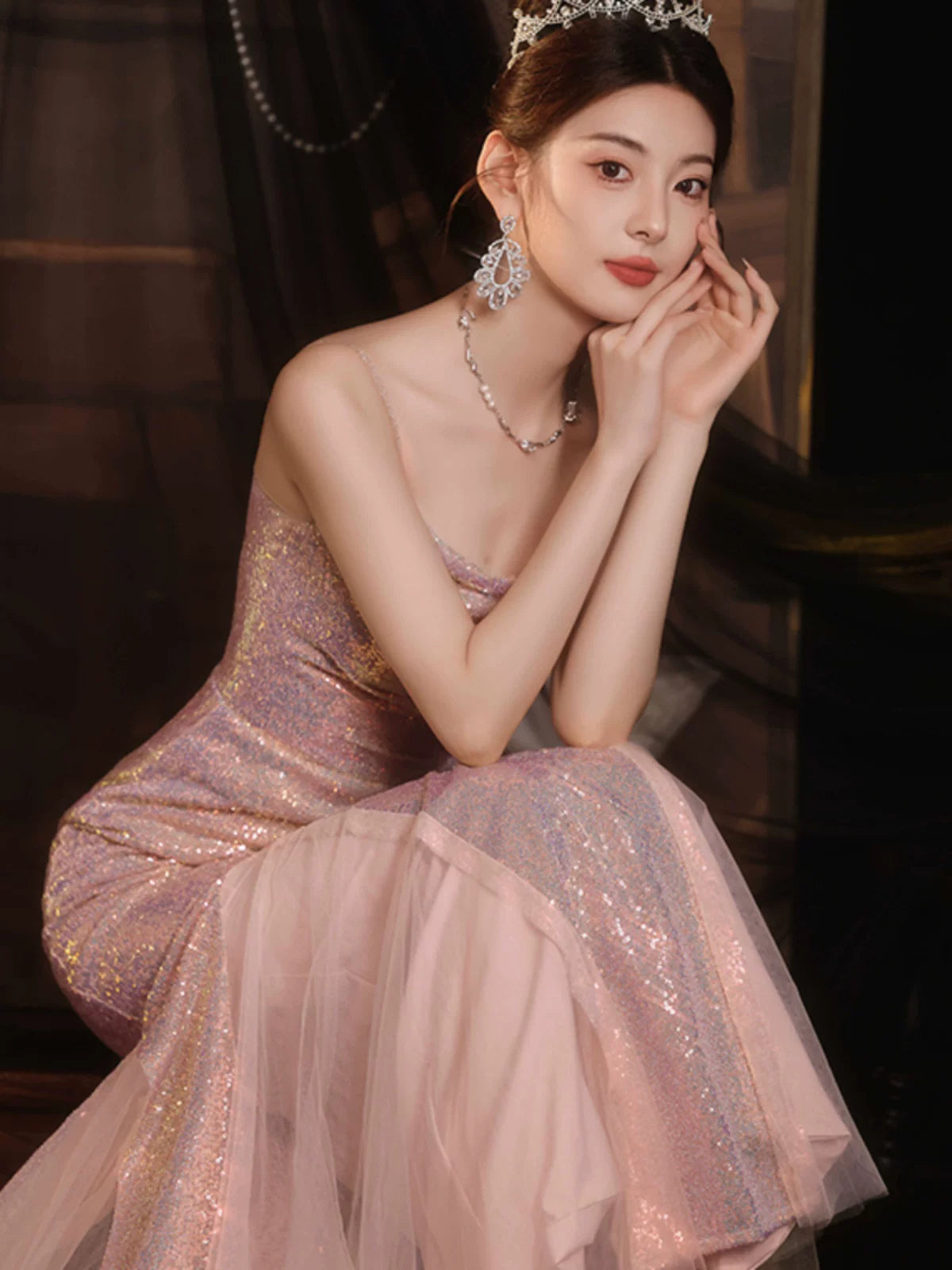 Pink evening dress women's  new host fishtail sequins temperament high-end light luxury niche suspender skirt autumn