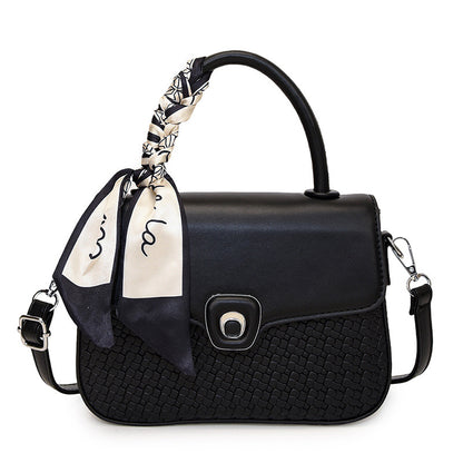 2025 Crossbody bag high-end light luxury handbag women's new fashion simple saddle bag versatile commuter women's shoulder bag