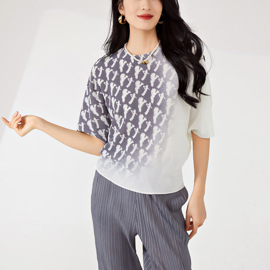 2025 Fashion knitted sweater women's single-piece printed bat sleeve loose large size meat-covering pullover  top