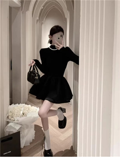 2025 small fragrant style long-sleeved dress women's black Hepburn style daughter gold small black dress thin a word short skirt fluffy skirt