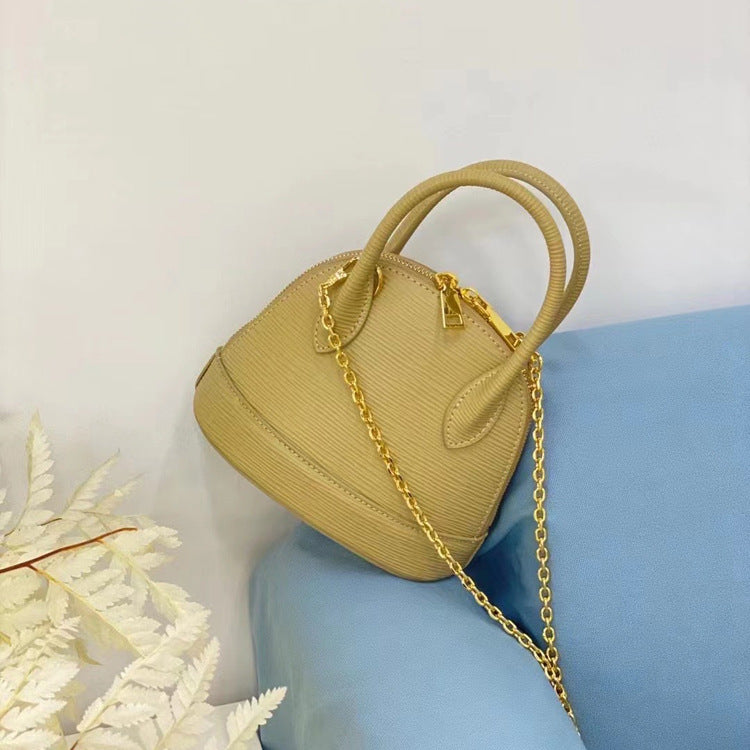 2025 Shell bag women's  summer new red wedding bag bridal bag shoulder crossbody handbag genuine leather women's bag