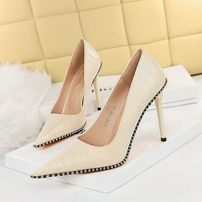 9611-8 Retro stone pattern high heels women's shoes thin heels high heels shallow mouth pointed metal beads rivets women's shoes