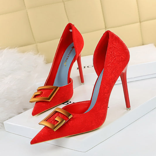 6168-2 2025 sexy nightclubs show thin thin heels high heels shallow mouth pointed side hollow square buckle single shoes high heels