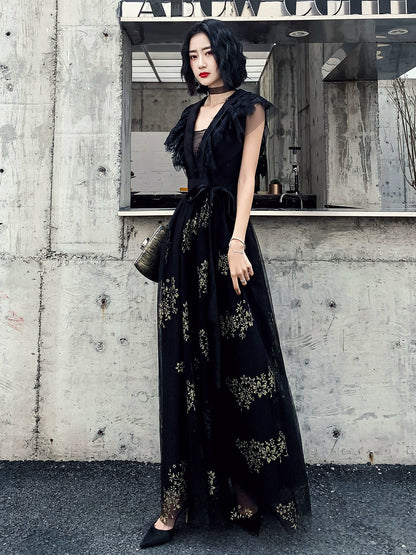 Black evening dress skirt women's high-end banquet temperament can usually be worn host noble, simple and generous long light luxury