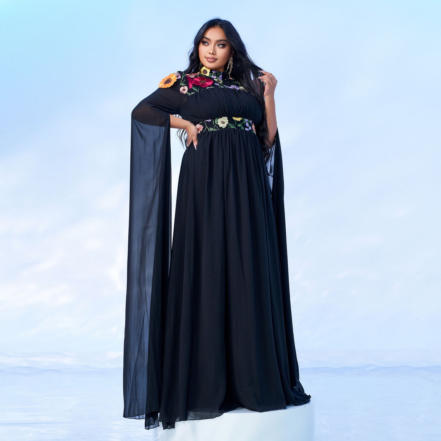 2025 Popular trade Popular,  and the United States fat mm large size women's clothing long-sleeved round neck banquet pendulum applique evening dress dress