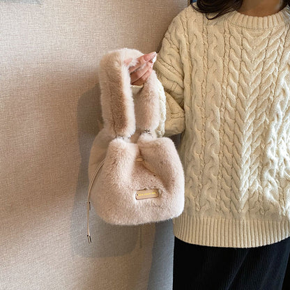 MAOXIANGSHOP 2025 autumn and winter new imitation rabbit fur pumping social worker handbag soft and simple bucket bag chain messenger bag bag