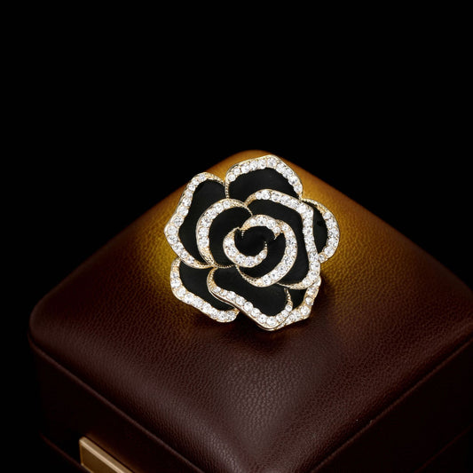 2025 retro camellia brooch exquisite luxury temperament high-end design niche corsage small fragrant style pin accessories