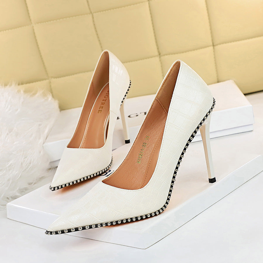 9611-8 Retro stone pattern high heels women's shoes thin heels high heels shallow mouth pointed metal beads rivets women's shoes