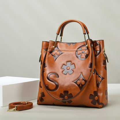 2025 Bucket bag, high-end large-capacity handbag, retro temperament commuter bag, simple printed women's portable tote bag