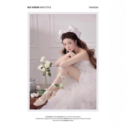 2025Studio new photo clothing theme  small fresh romantic oil painting style white tube top long floor skirt