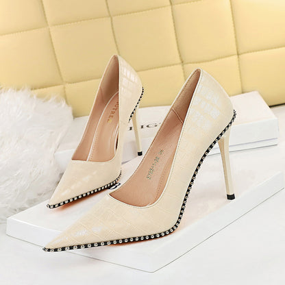 9611-8 Retro stone pattern high heels women's shoes thin heels high heels shallow mouth pointed metal beads rivets women's shoes