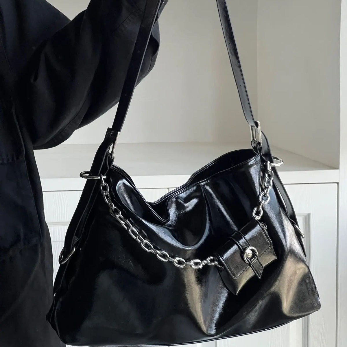 MAOXIANGSHOP 2025 Lazy wind casual big bag women 2025 2025 retro chain bag commuter shoulder tote bag manufacturer wholesale