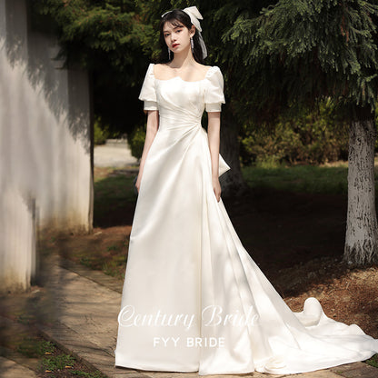 light wedding dress 2025 new temperament simple satin trailing wedding door dress studio photography wedding dress