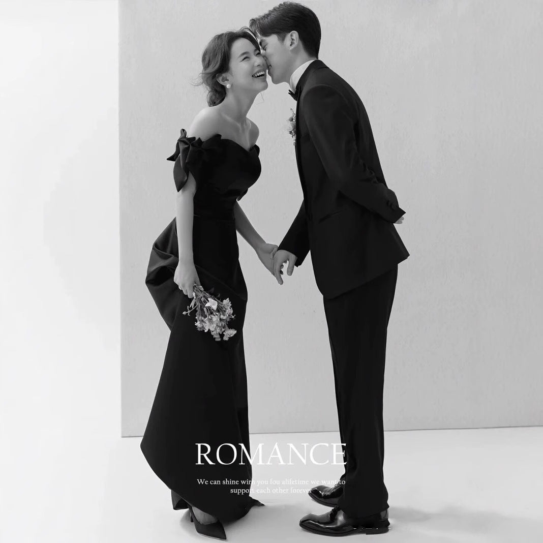 2025 Studio couple photo theme wedding dress high sense retro Hepburn style black satin one-word shoulder light wedding dress