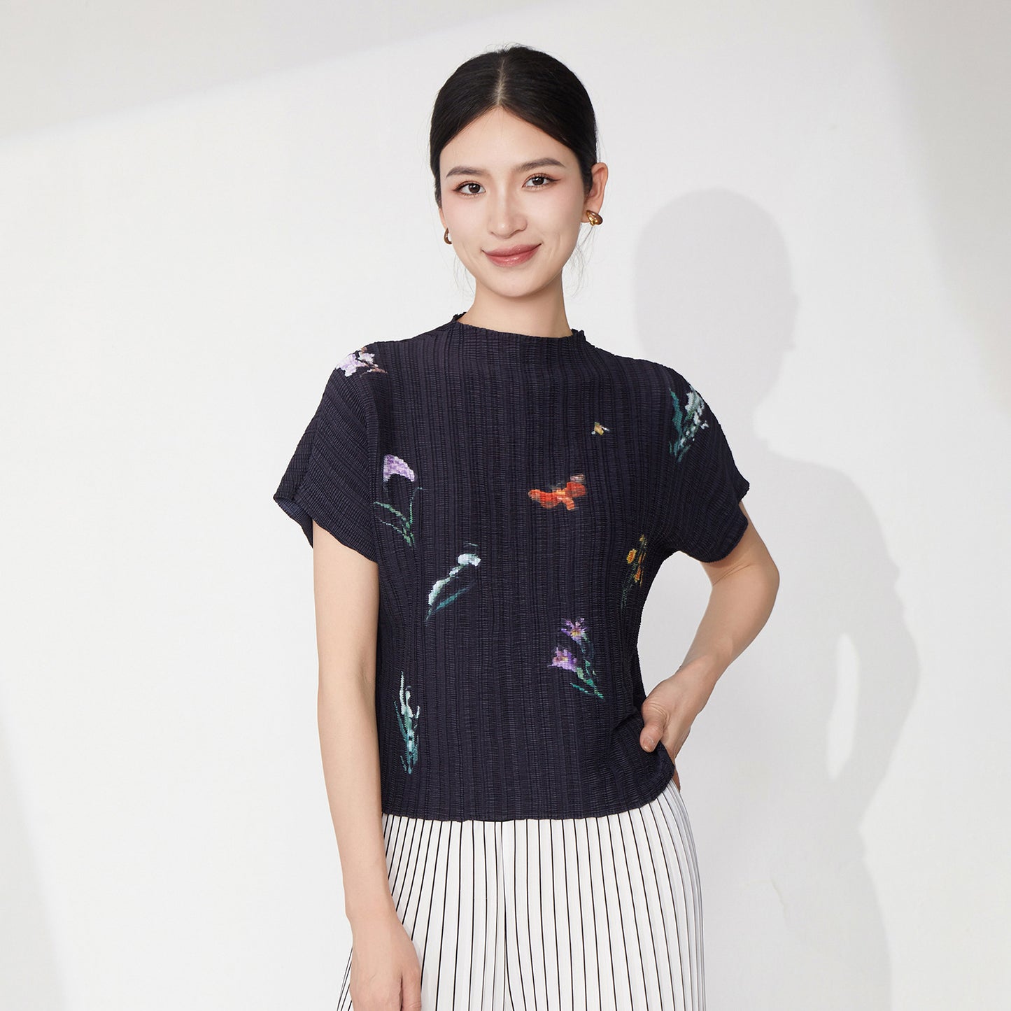 top women's summer high-end sense loose light luxury bat sleeves light breathable jumper versatile short-sleeved T-shirt