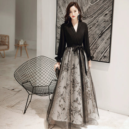 Black evening dress skirt women's high-end banquet temperament can usually be worn host noble, simple and generous long light luxury