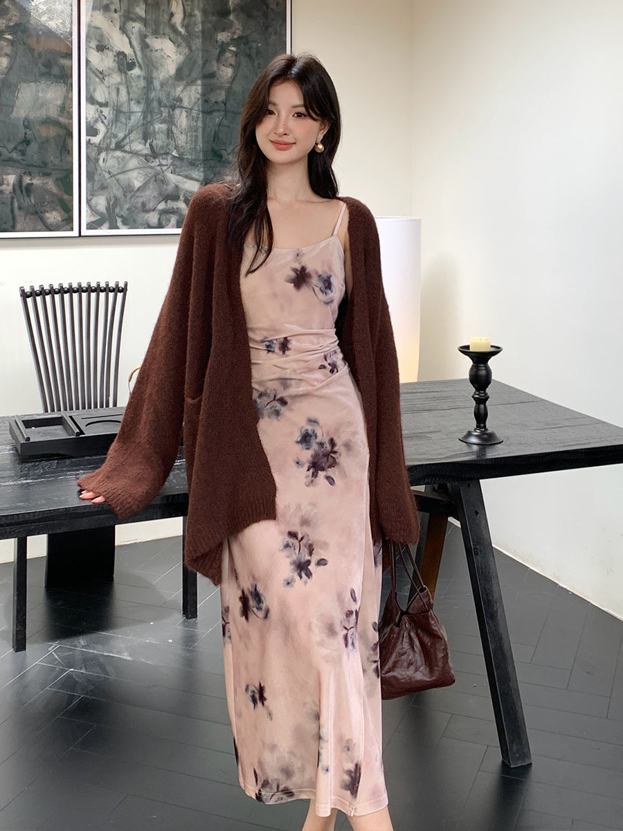 2025 Thirteen Lines popular Autumn and Winter New Printed Pure Desire High Waist Velvet Suspender Dress Women 88136