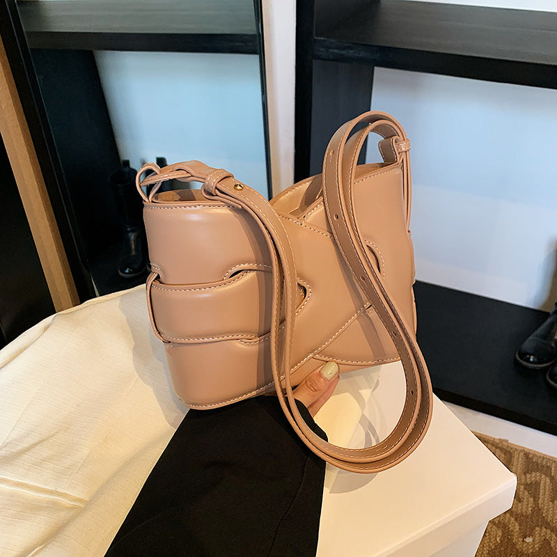 MAOXIANGSHOP 2025 High-end fashion women's bag popular new creative personalized shoulder bag geometric design niche trend oblique span bag