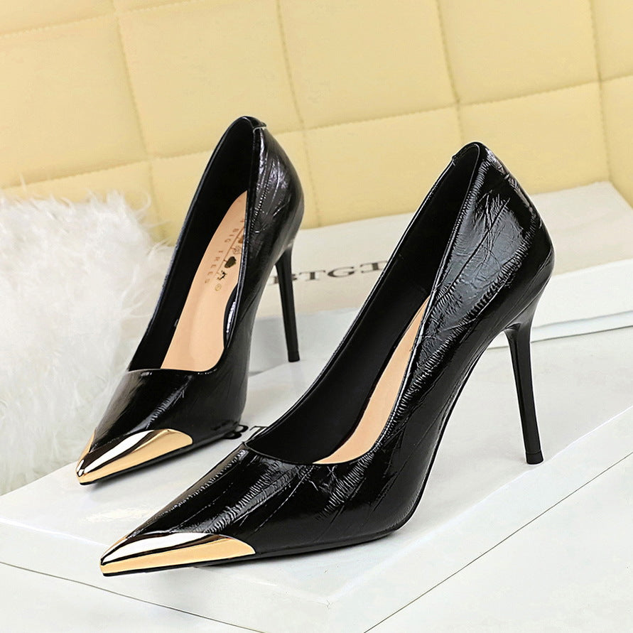 3739-62 2025 banquet shallow mouth women's shoes pointed head thin heel high heels iron head metal decoration super high heel single shoes