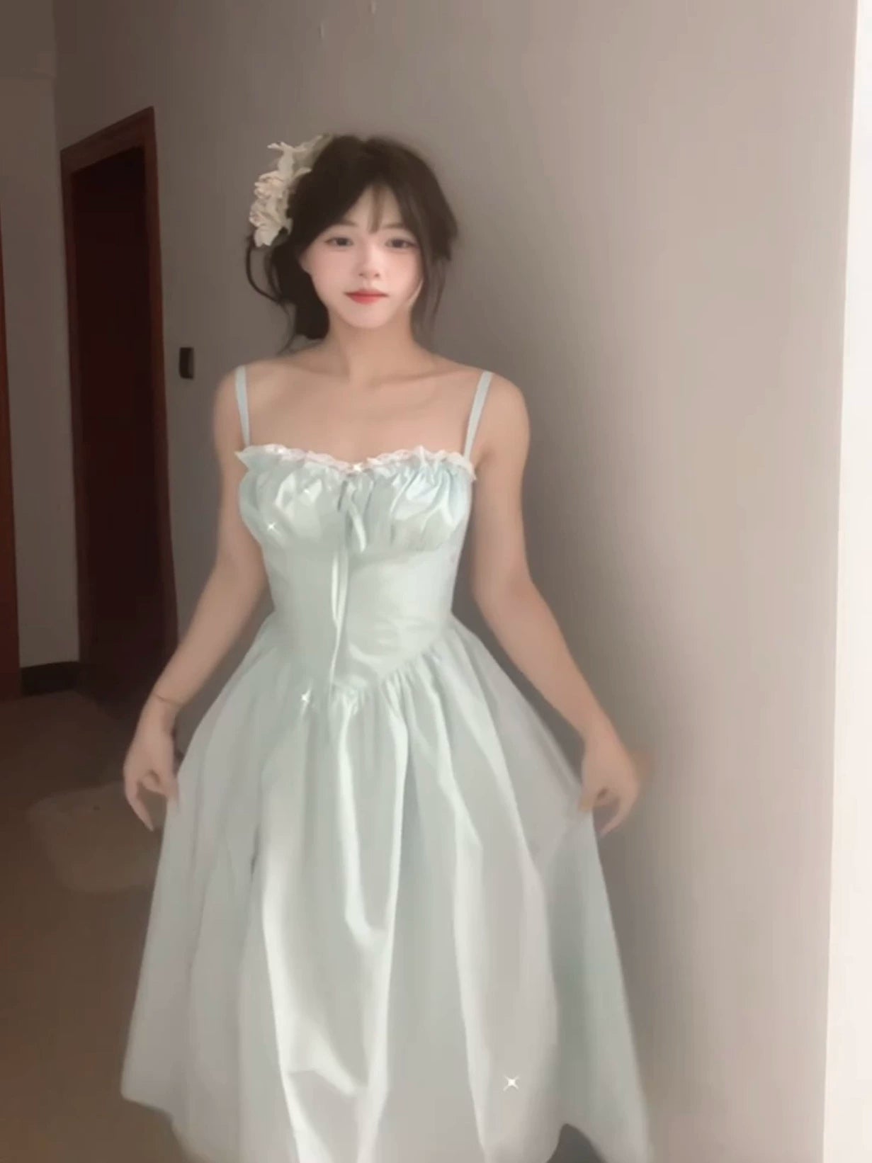 "Mint Mambo" ins wind summer seaside vacation wind A-word skirt dating super fairy suspender strap long dress women