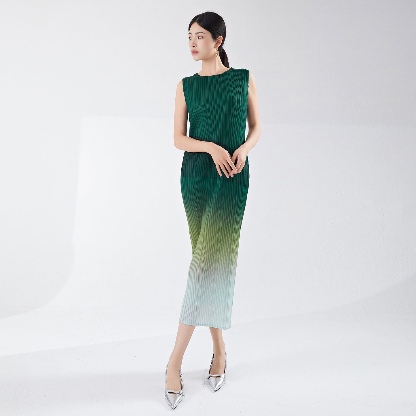 gradual change dress simple high sense summer new temperament sleeveless medium and long one-step versatile straight skirt