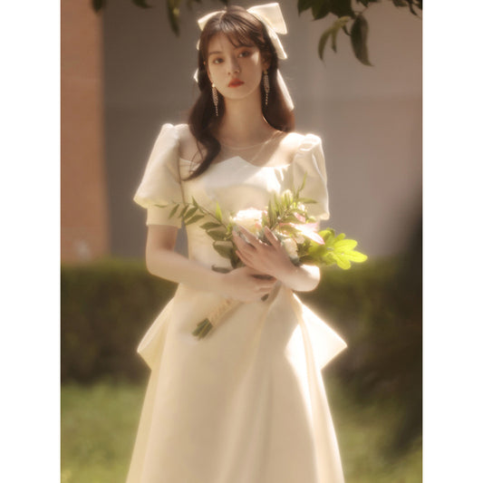 light wedding dress 2025 new temperament simple satin trailing wedding door dress studio photography wedding dress