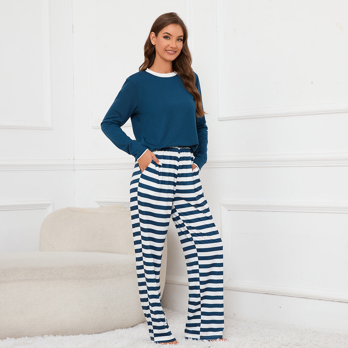 MAOXIANGSHOP 2025Real spot New new round neck long-sleeved top striped printed tether trousers loungewear pajamas set women