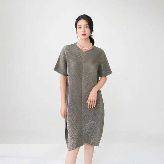 dress 2025 summer high-end bronzing v-neck loose meat covering medium and long fashion casual versatile skirt
