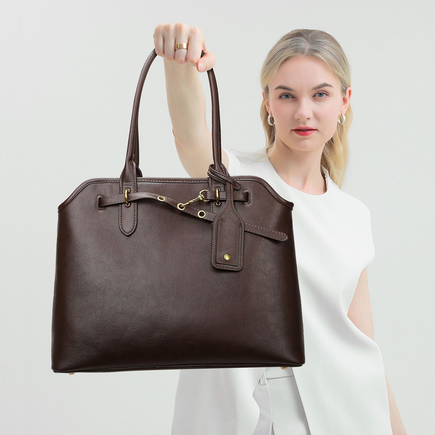2025 Shoulder bag large capacity retro women's bag high sense simple Hong Kong style handbag bag commuter tote bag women