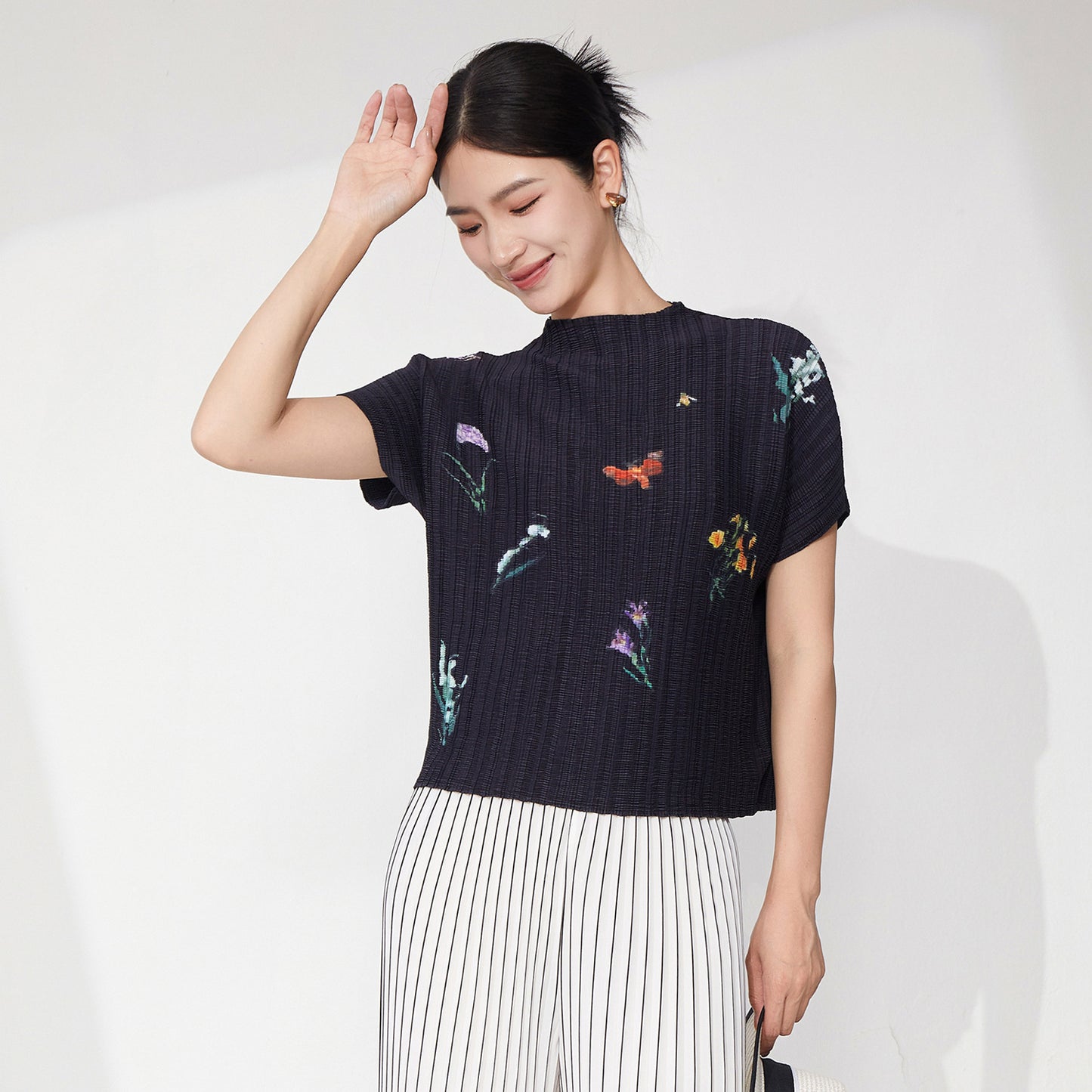 top women's summer high-end sense loose light luxury bat sleeves light breathable jumper versatile short-sleeved T-shirt