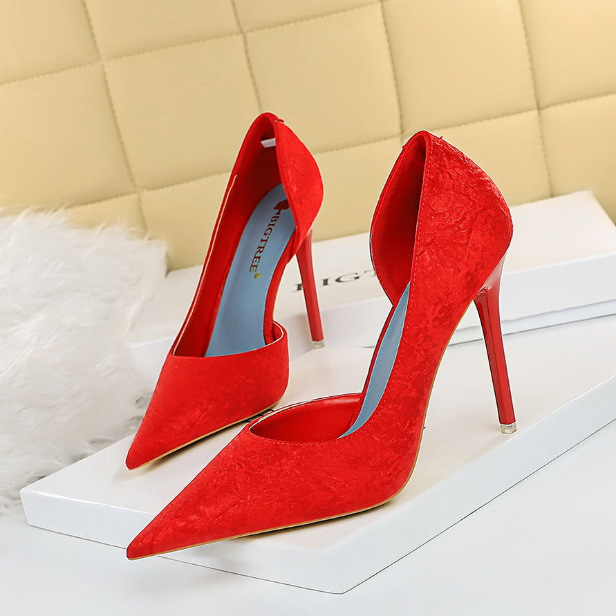 6168-A1 2025 style, fashionable and sexy, thin, thin heels, high heels, shallow mouth, pointed cloth surface, side hollow women's shoes, single shoes