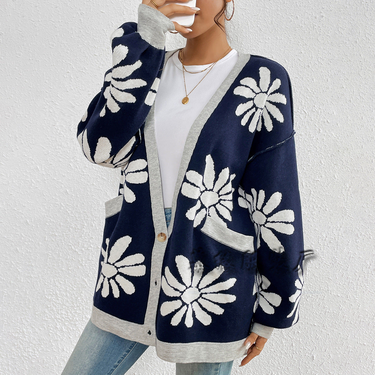 MAOXIANGSHOP New autumn and winter   new V-neck printed commuter temperament loose knitted cardigan sweater women's coat