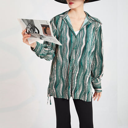 2025 Striped shirt sunscreen women's summer thin loose casual single-breasted unique beautiful shirt pleated cardigan top
