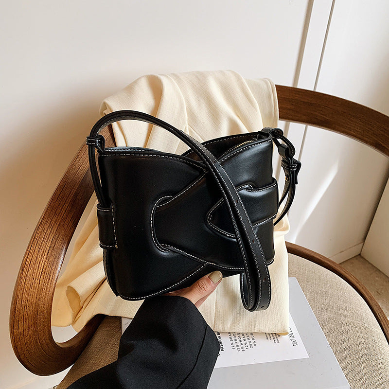 MAOXIANGSHOP 2025 High-end fashion women's bag popular new creative personalized shoulder bag geometric design niche trend oblique span bag