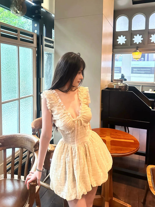 Retro original temperament fairy feeling elastic knitting deep V beautiful back, bud dress fluffy short skirt female summer new