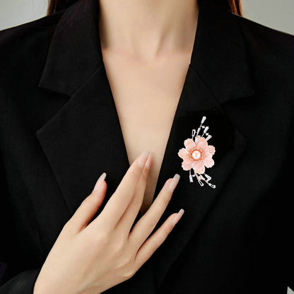 2025 Luxury Atmospheric Pink Natural Shell Peony Brooch Premium Coat Elegant Suit Accessories Dinner Corsage