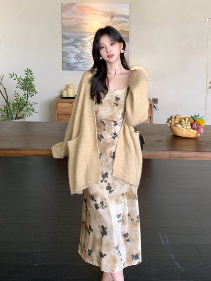 2025 Thirteen Lines popular Autumn and Winter New Printed Pure Desire High Waist Velvet Suspender Dress Women 88136
