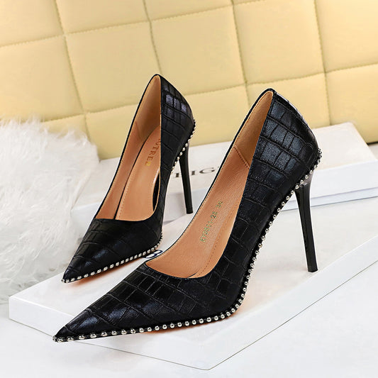 9611-8 Retro stone pattern high heels women's shoes thin heels high heels shallow mouth pointed metal beads rivets women's shoes