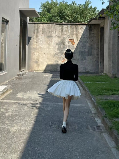 FW/temperament tutu skirt/high waist slim skirt women's a-word umbrella skirt pleated short skirt set autumn