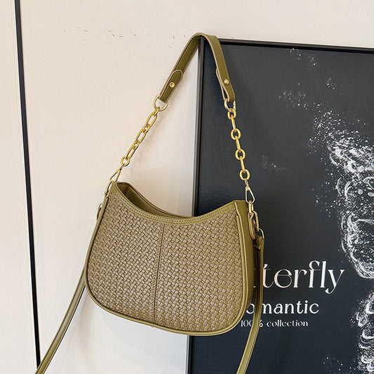 2025 Shoulder bag New woven chain Underarm bag Autumn and winter women's high-end messenger bag Casual daily commuter women's bag