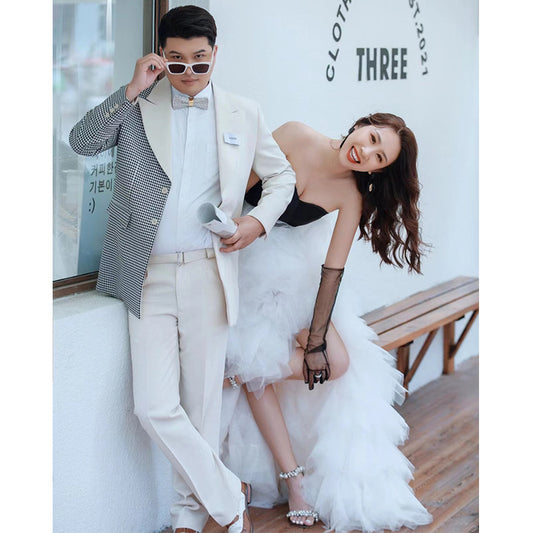 2025studio theme couple photo photography street photography catwalk white dress Mori location travel photography light wedding dress