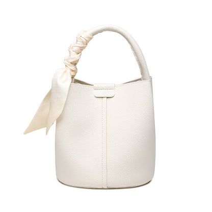 2025 Portable bucket bag, fashionable and simple commuter mother and child bag, winter advanced sense versatile soft leather messenger bag can be one shoulder
