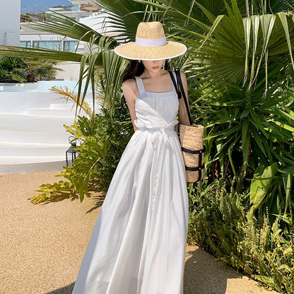 2025 Summer new  high-end light luxury suspender dress super fairy temperament white pleated long dress holiday beach dress