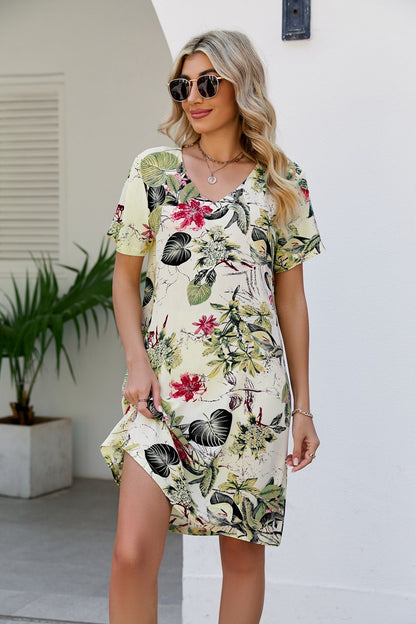 MAOXIANGSHOP 2025The real new product is 2025 New wish short-sleeved printed women's clothing round neck retro floral women's dress in stock.