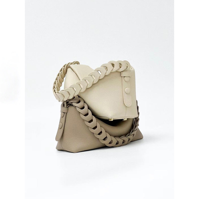 2025 The first layer of cowhide underarm bag women's new niche versatile single shoulder diagonal span handbag simple fashion temperament pillow bag