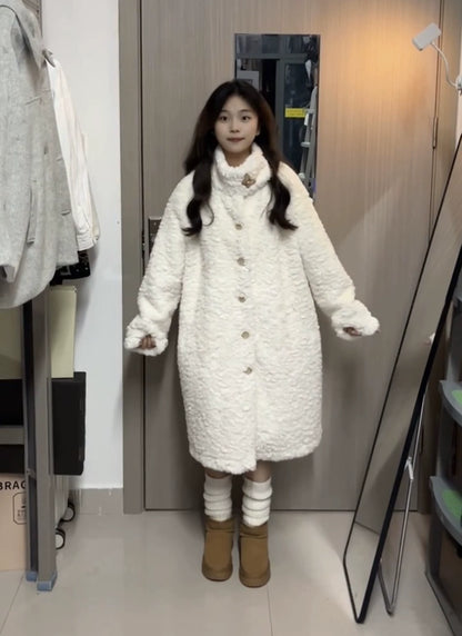 Korean butterfly Xuebao winter white stand-up collar lamb wool long coat women's warm fur integrated loose coat