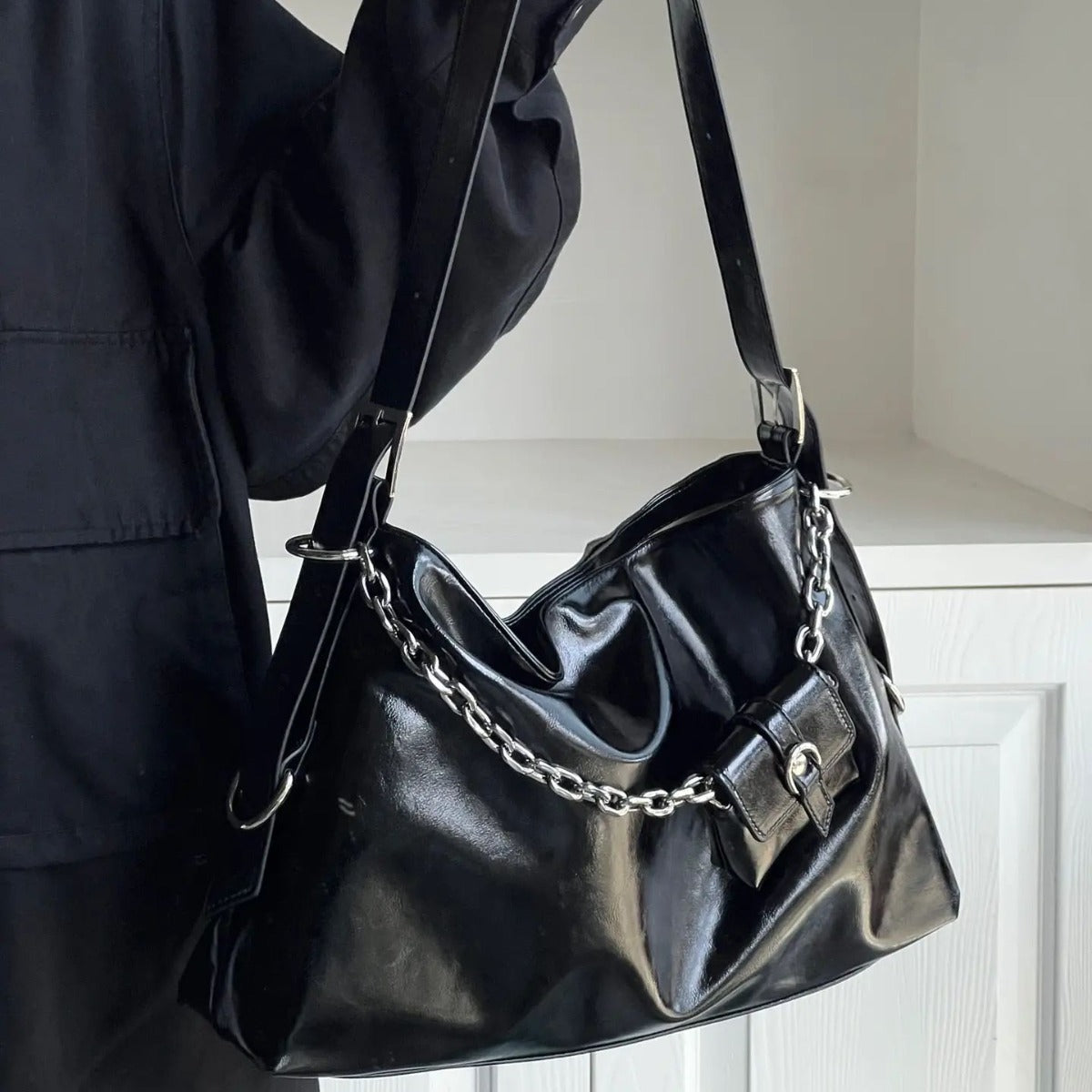 MAOXIANGSHOP 2025 Lazy wind casual big bag women 2025 2025 retro chain bag commuter shoulder tote bag manufacturer wholesale