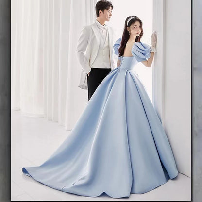 2025Indoor and outdoor long tail new full body studio main picture photography dress couple dress Korean version blue short-sleeved lawn