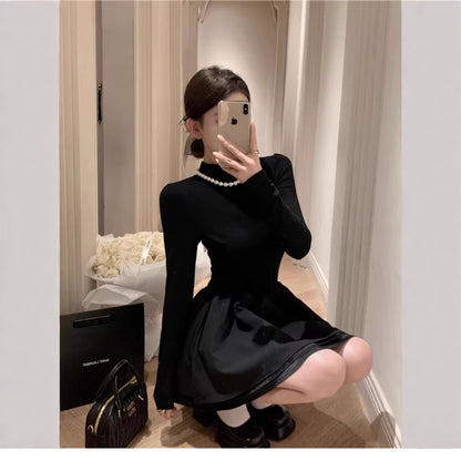 2025 small fragrant style long-sleeved dress women's black Hepburn style daughter gold small black dress thin a word short skirt fluffy skirt