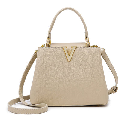 2025 Women's handbag casual versatile V-word handbag women's high-end light luxury messenger bag commuter bag can be one shoulder